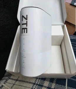 ZTE MC888A  5G Router  on EE  and EE based Network 